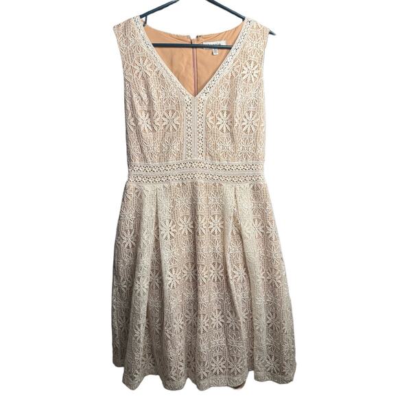 Kensie Crème Lace Overlay Sleeveless Fit & Flare Dress/ Crotched Flower Boho Sz8 - Picture 1 of 4
